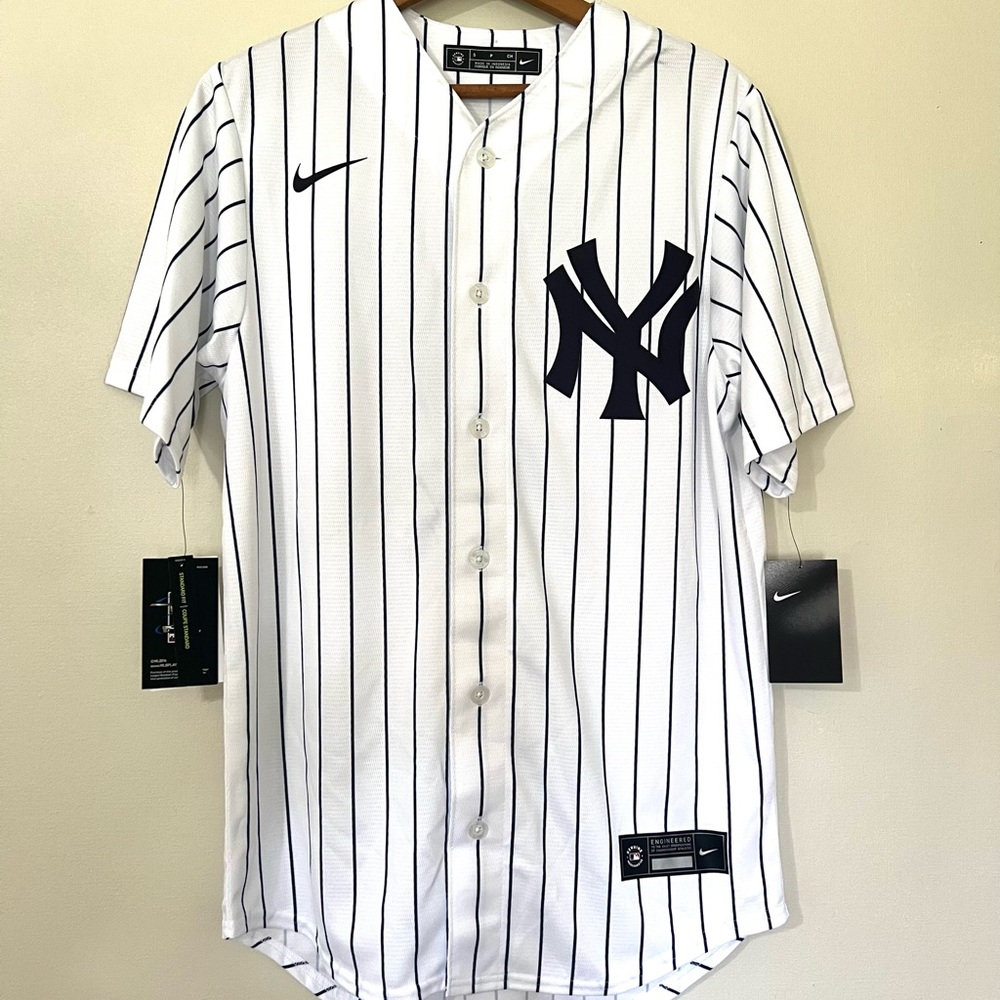 Nike White and Black Jersey Shirt